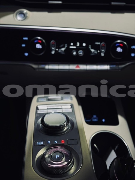 Big with watermark genesis g70 masqat muscat 7901