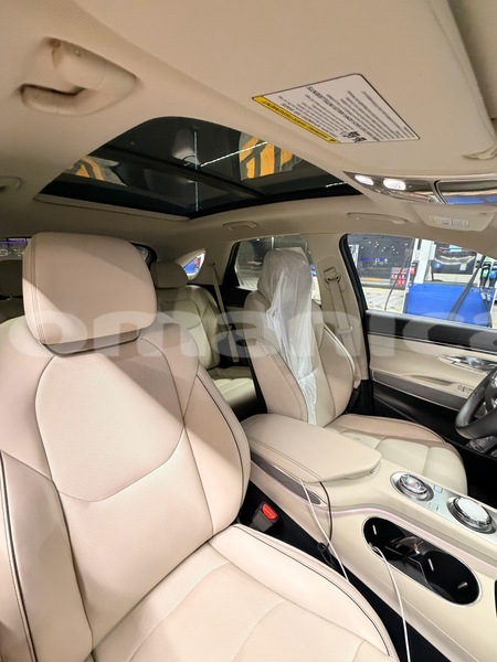 Big with watermark genesis g70 masqat muscat 7901