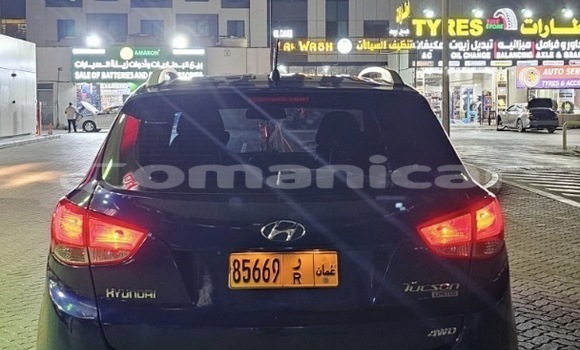 Buy Used Hyundai Tucson Blue Car in Muscat in Masqat Buy Used Hyundai Tucson Blue Car in Muscat in Masqat