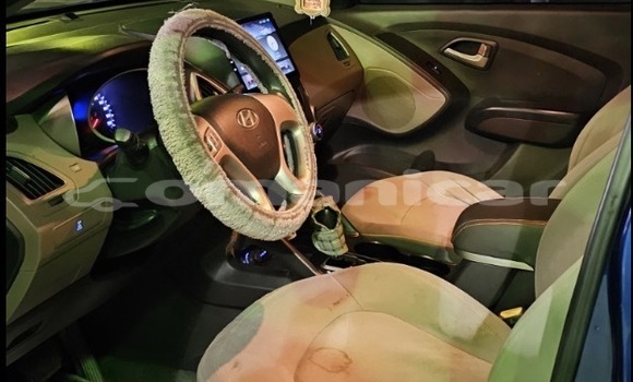 Buy Used Hyundai Tucson Blue Car in Muscat in Masqat Buy Used Hyundai Tucson Blue Car in Muscat in Masqat