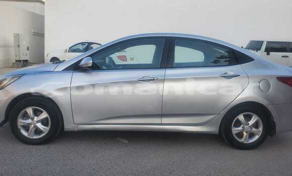 Buy Used Hyundai Accent Silver Car in Muscat in Masqat Buy Used Hyundai Accent Silver Car in Muscat in Masqat
