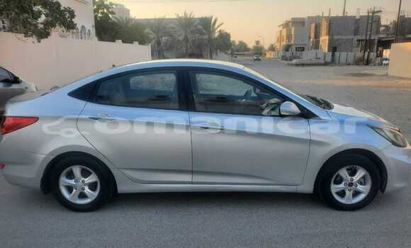 Buy Used Hyundai Accent Silver Car in Muscat in Masqat Buy Used Hyundai Accent Silver Car in Muscat in Masqat