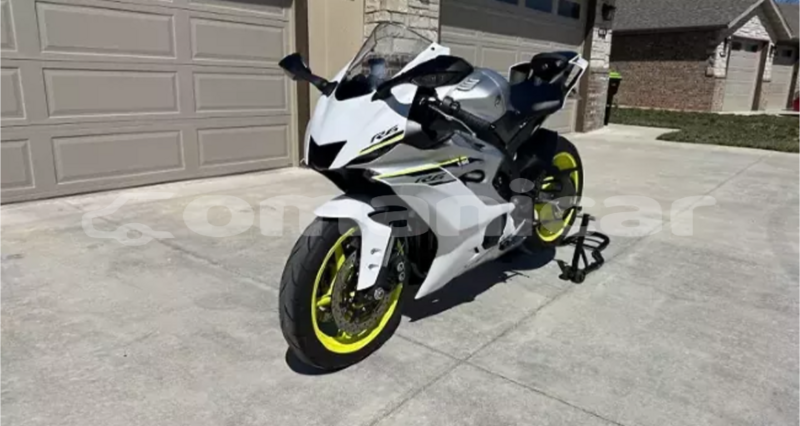 Big with watermark yamaha r5 al batinah al khuwair 7905