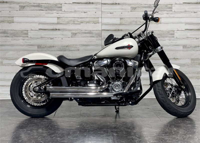 Big with watermark harley davidson softail masqat muscat 7908