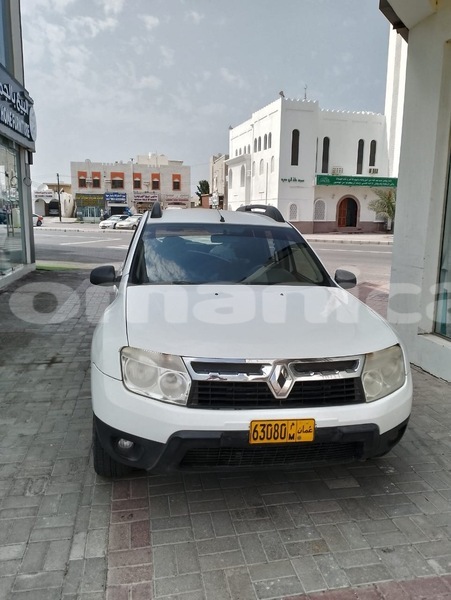 Big with watermark renault duster masqat muscat 7909