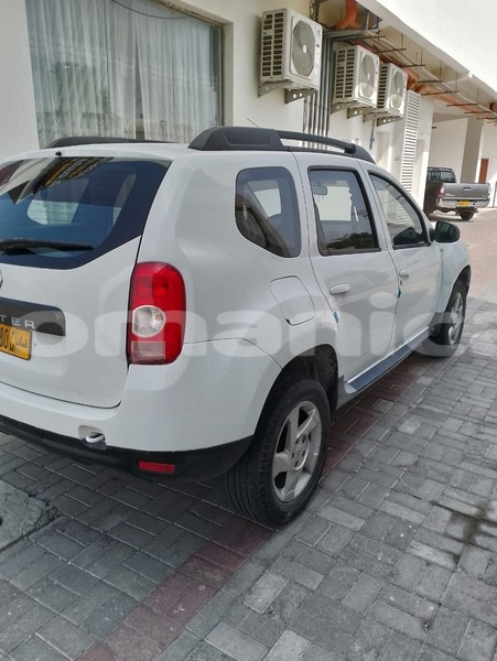 Big with watermark renault duster masqat muscat 7909