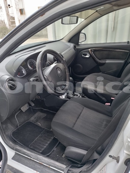 Big with watermark renault duster masqat muscat 7909