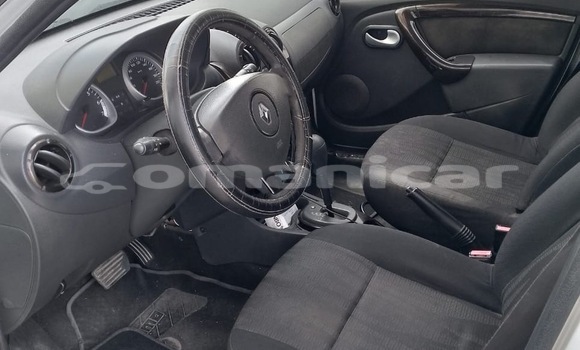 Buy Used Renault Duster White Car in Muscat in Masqat Buy Used Renault Duster White Car in Muscat in Masqat