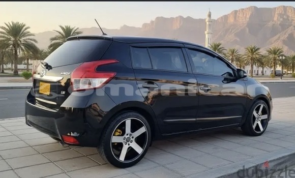 Buy Used Toyota Yaris Black Car in Muscat in Masqat Buy Used Toyota Yaris Black Car in Muscat in Masqat