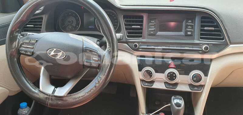 Big with watermark hyundai elantra masqat wadi al kabir 7913