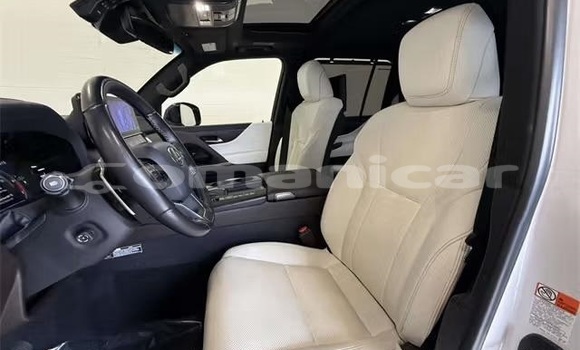 Buy Used Lexus LX White Car in Salalah in Dhufar Buy Used Lexus LX White Car in Salalah in Dhufar