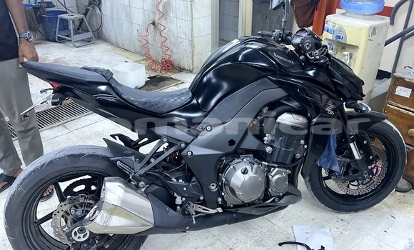 Buy Used Kawasaki Z 1000 Black Bike in Muscat in Masqat