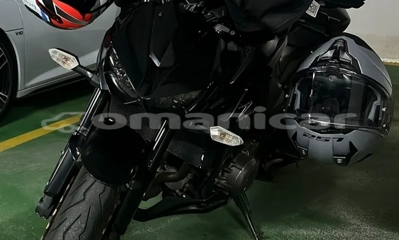 Buy Used Kawasaki Z 1000 Black Bike in Muscat in Masqat Buy Used Kawasaki Z 1000 Black Bike in Muscat in Masqat
