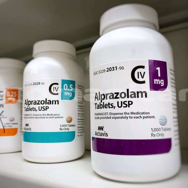 Big with watermark listing 7481 buy oxycodone 30mg 60 pills safe delivery 67f22f5bbfc910780309ea926d7b44f5 1 