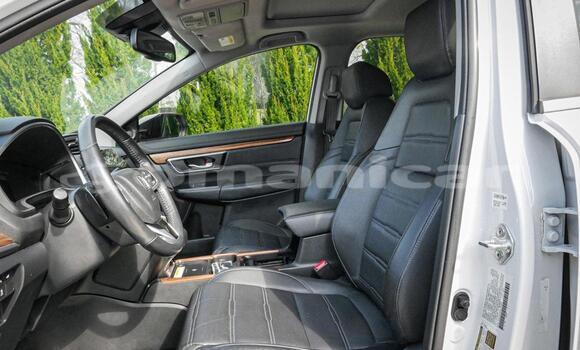 Buy Used Honda CR–V White Car in Muscat in Masqat Buy Used Honda CR–V White Car in Muscat in Masqat