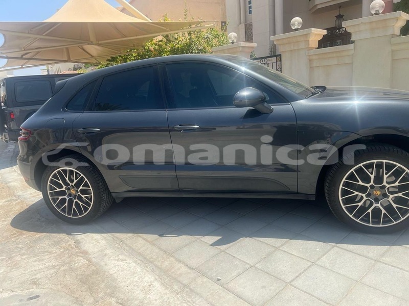 Big with watermark porsche macan masqat muscat 7929