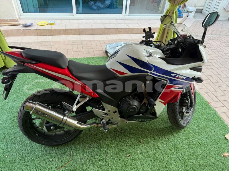 Big with watermark honda cbr masqat muscat 7932