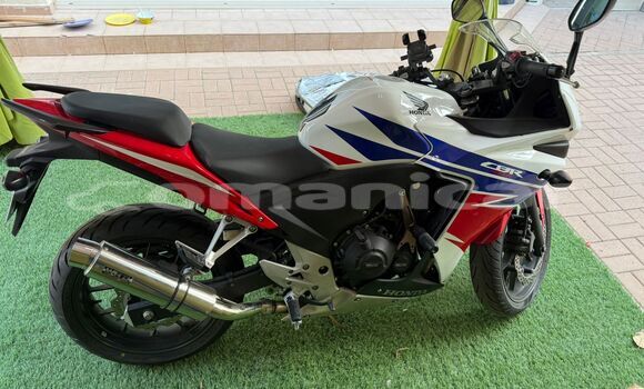 Buy Used Honda CBR Beige Bike in Muscat in Masqat