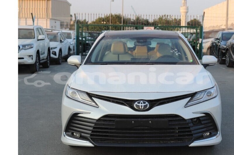 Big with watermark toyota camry masqat muscat 7935