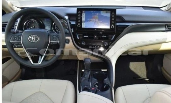 Buy Used Toyota Camry White Car in Muscat in Masqat Buy Used Toyota Camry White Car in Muscat in Masqat