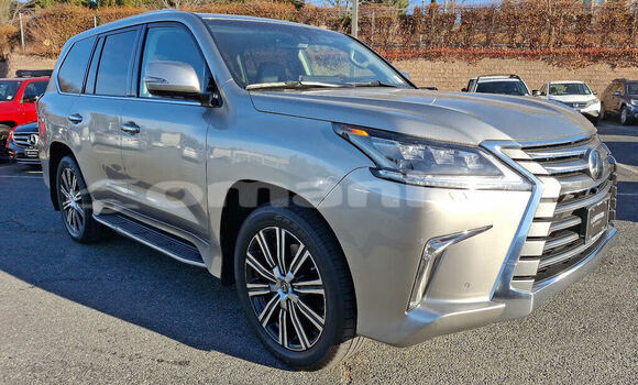 Buy Used Lexus LX 570 Other Car in al–Masna'ah in al-Batinah
