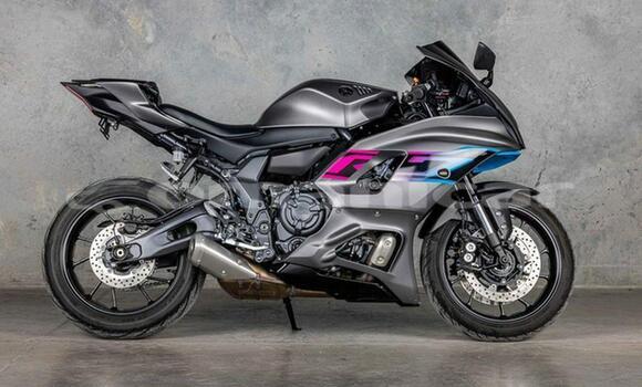 Buy Used Yamaha YZF Black Bike in Muscat in Masqat