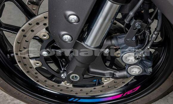 Buy Used Yamaha YZF Black Bike in Muscat in Masqat Buy Used Yamaha YZF Black Bike in Muscat in Masqat