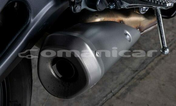 Buy Used Yamaha YZF Black Bike in Muscat in Masqat Buy Used Yamaha YZF Black Bike in Muscat in Masqat