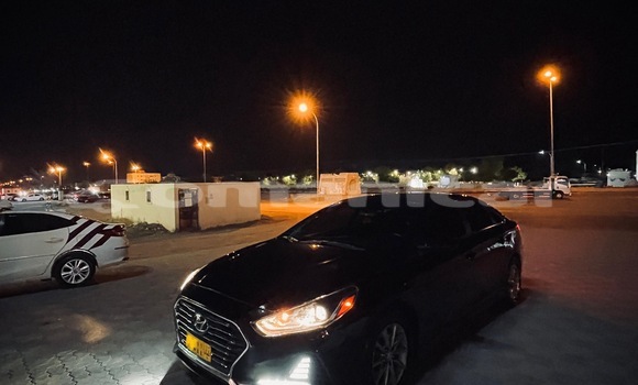 Buy Used Hyundai Sonata Black Car in Barkah in al-Batinah Buy Used Hyundai Sonata Black Car in Barkah in al-Batinah