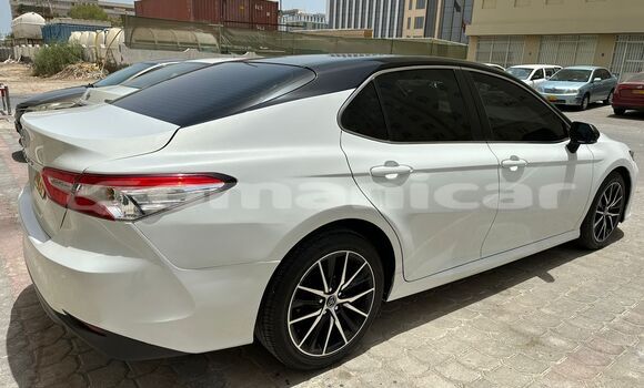 Buy Used Toyota Camry White Car in Muscat in Masqat Buy Used Toyota Camry White Car in Muscat in Masqat