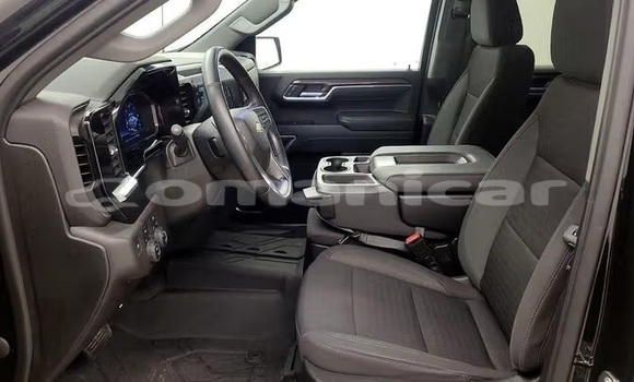 Buy Used Chevrolet Silverado Black Car in Muscat in Masqat Buy Used Chevrolet Silverado Black Car in Muscat in Masqat