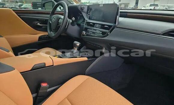 Buy Used Lexus ES Black Car in al–Mudaybi in ash-Sharqiyah Buy Used Lexus ES Black Car in al–Mudaybi in ash-Sharqiyah