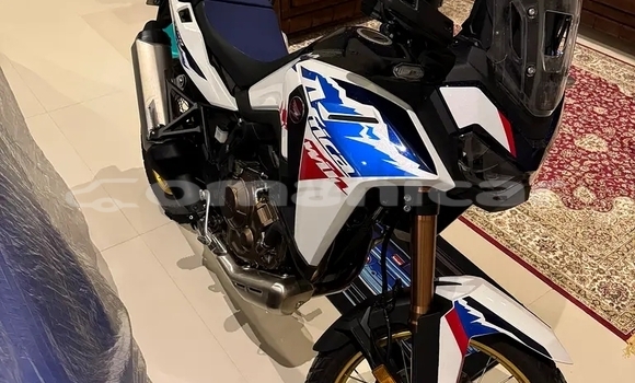 Buy Used Honda CRF Beige Bike in Muscat in Masqat