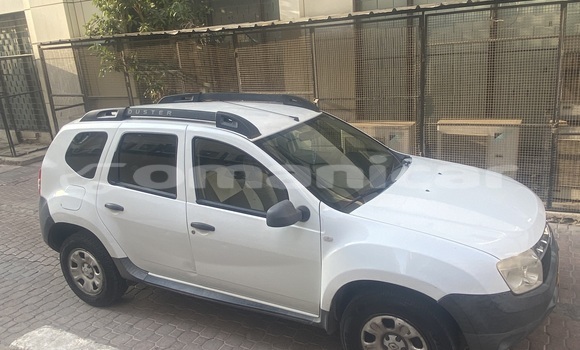 Buy Used Renault Duster White Car in Al khuwair in al-Batinah Buy Used Renault Duster White Car in Al khuwair in al-Batinah