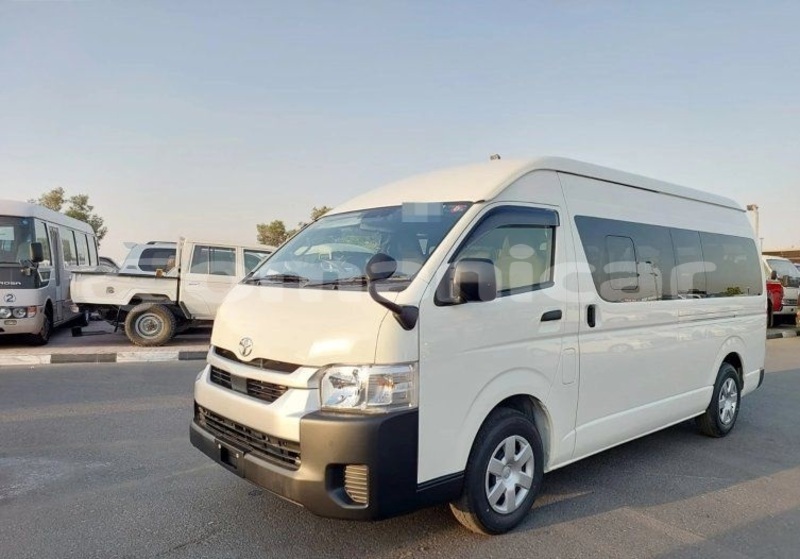 Big with watermark toyota hiace masqat muscat 7966