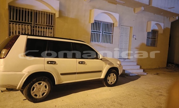 Buy Used Nissan X–Trail White Car in Salalah in Dhufar Buy Used Nissan X–Trail White Car in Salalah in Dhufar