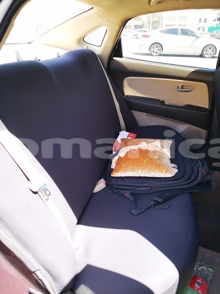 Big with watermark hyundai elantra masqat muscat 7968