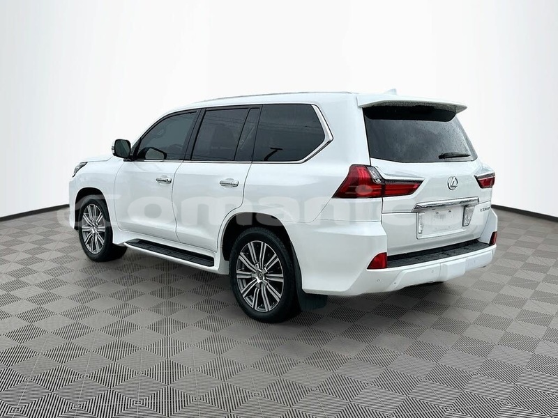 Big with watermark lexus lx 570 masqat muscat 7969