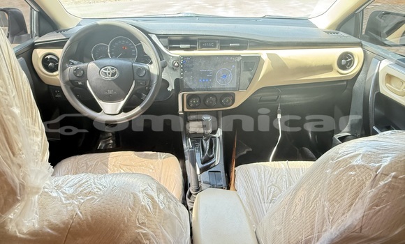 Buy Used Toyota Corolla White Car in Masqat in Masqat Buy Used Toyota Corolla White Car in Masqat in Masqat