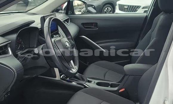 Buy Used Toyota Corolla Cross White Car in Muscat in Masqat Buy Used Toyota Corolla Cross White Car in Muscat in Masqat