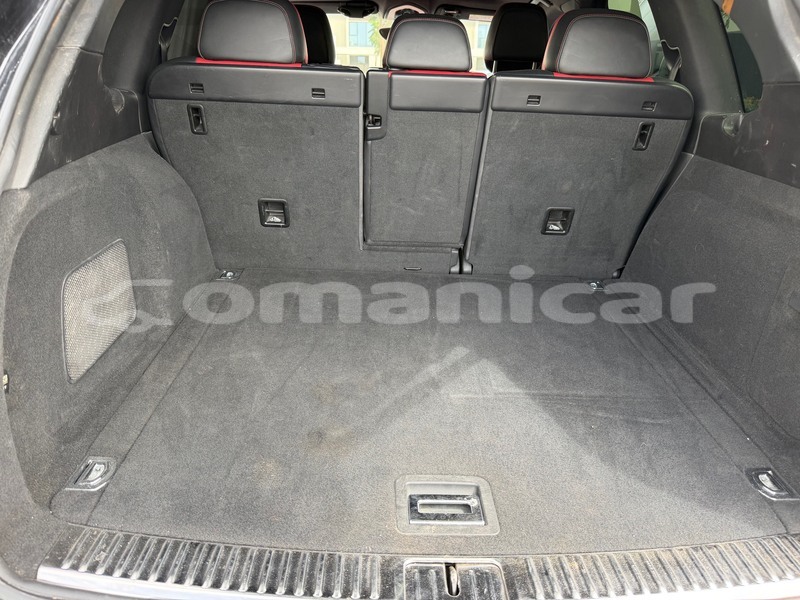 Big with watermark porsche cayenne dhufar import dubai 7974