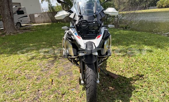 Buy Used BMW GS Black Bike in al–Khaburah in al-Batinah Buy Used BMW GS Black Bike in al–Khaburah in al-Batinah
