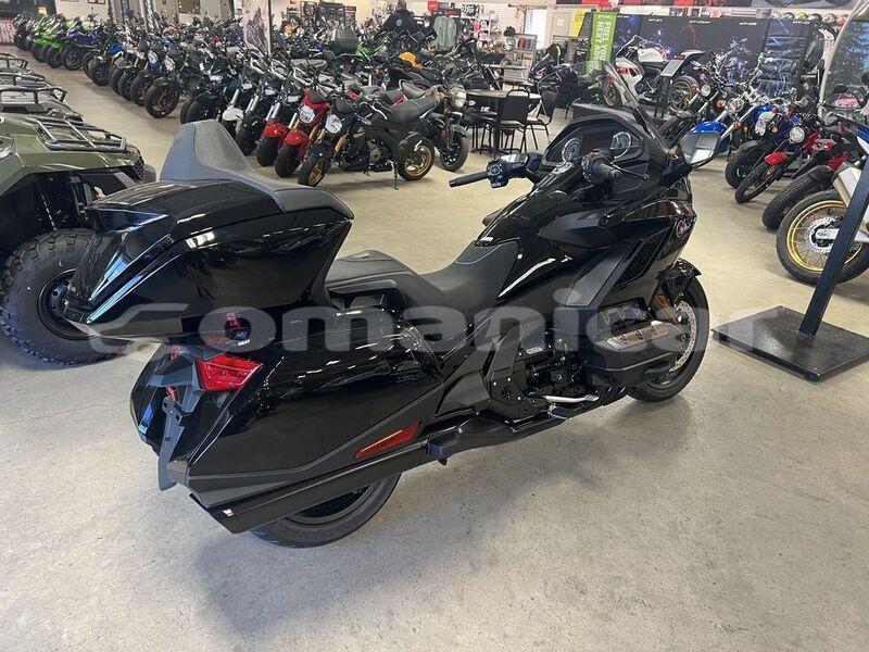 Big with watermark honda gold wing al batinah ar rustaq 7979