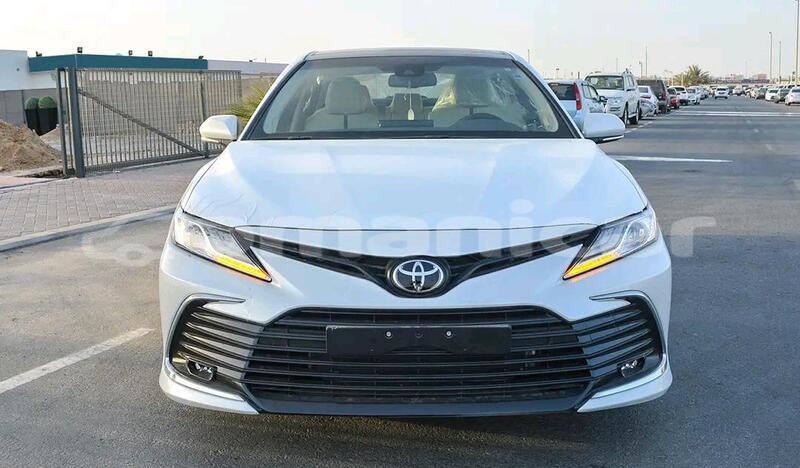 Big with watermark toyota camry al batinah al masna ah 7982