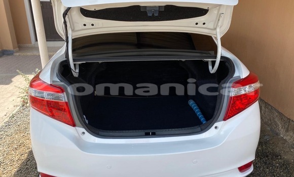 Buy Used Toyota Yaris White Car in Muscat in Masqat Buy Used Toyota Yaris White Car in Muscat in Masqat