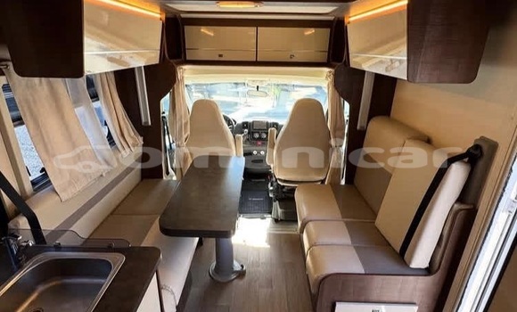 Buy Used Fiat Ulysse White Car in Muscat in Masqat Buy Used Fiat Ulysse White Car in Muscat in Masqat