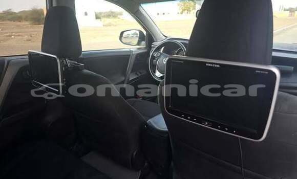 Buy Used Toyota RAV4 Other Car in al–Khaburah in al-Batinah Buy Used Toyota RAV4 Other Car in al–Khaburah in al-Batinah