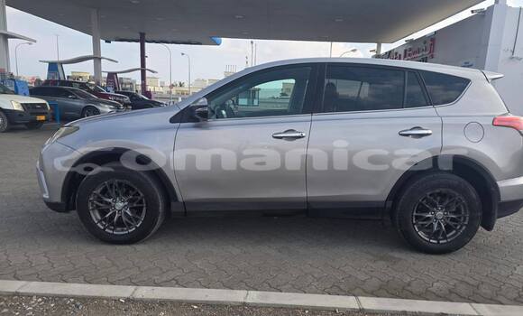 Buy Used Toyota RAV4 Other Car in al–Khaburah in al-Batinah Buy Used Toyota RAV4 Other Car in al–Khaburah in al-Batinah