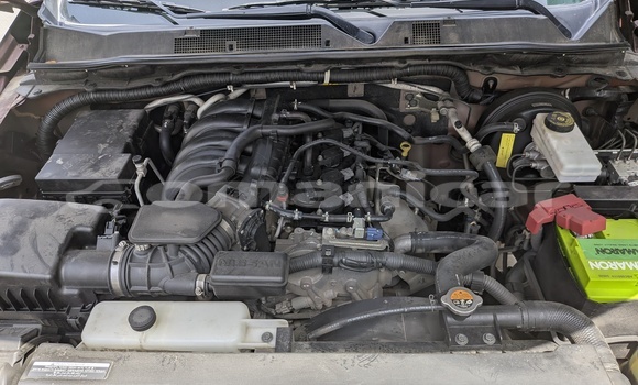 Buy Used Nissan Xterra Brown Car in Muscat in Masqat Buy Used Nissan Xterra Brown Car in Muscat in Masqat