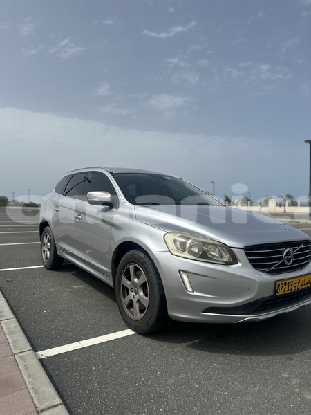Big with watermark volvo xc60 masqat muscat 8009